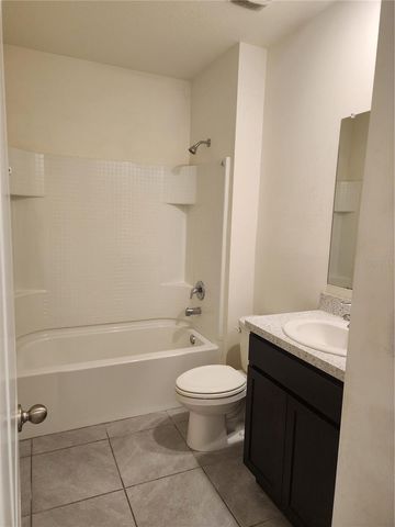 128 HICKORY COURSE LOOP, Ocala, FL 34472