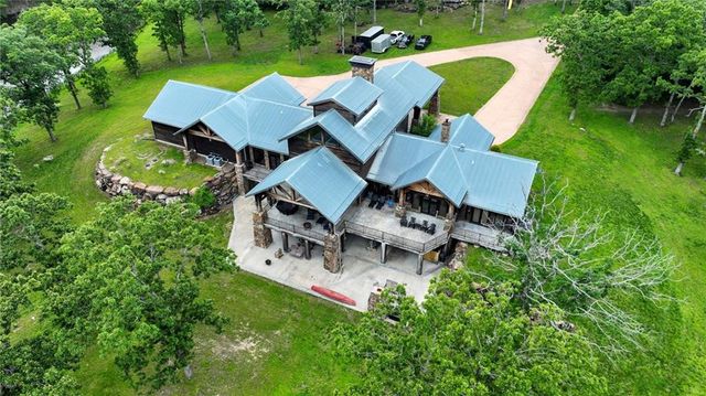 21616 PoorBoy Road, Warsaw, MO 65355