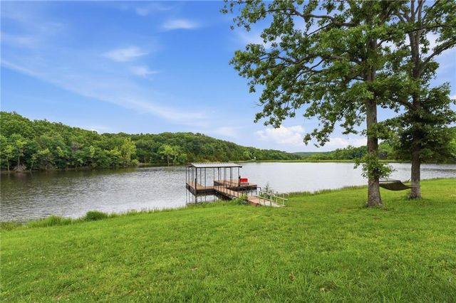 21616 PoorBoy Road, Warsaw, MO 65355