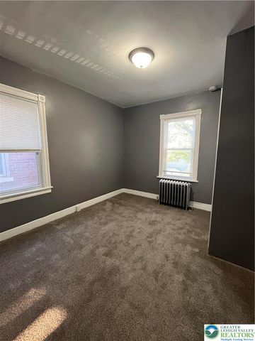 122 South Spruce Street, Nazareth Boro, PA 18064