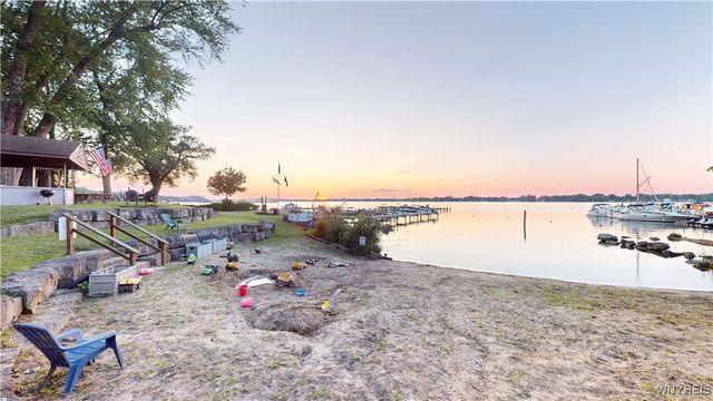 3535 Warner Drive, Grand Island, NY 14072