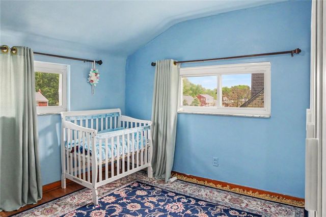 1038 Ardmore Manor Dr, Braddock Hills, PA 15221