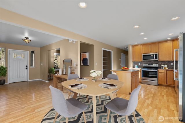 3876 Aldergrove Road, Ferndale, WA 98248