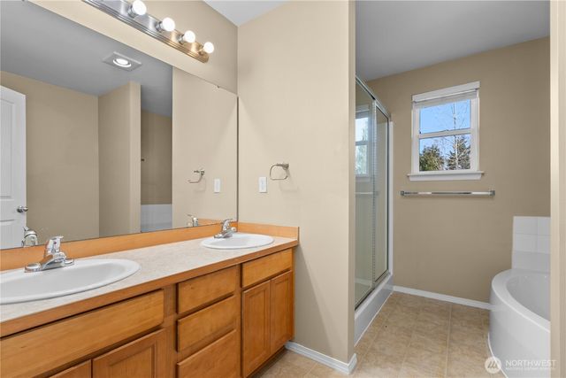 3876 Aldergrove Road, Ferndale, WA 98248