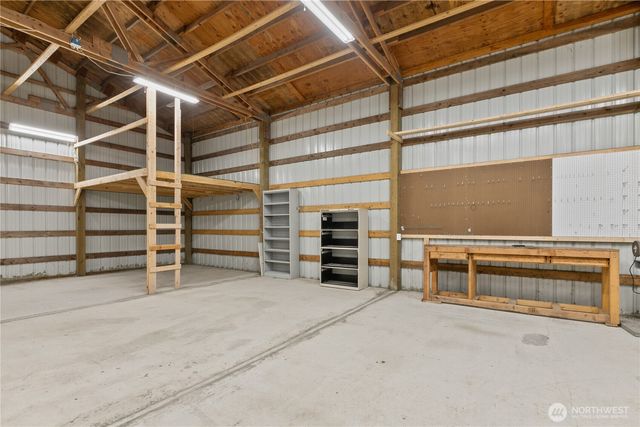 3876 Aldergrove Road, Ferndale, WA 98248