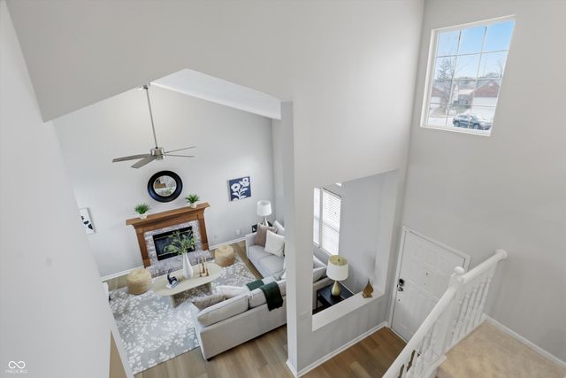 6385 Hillview Circle, Fishers, IN 46038