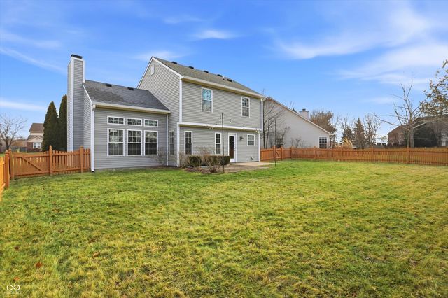 6385 Hillview Circle, Fishers, IN 46038