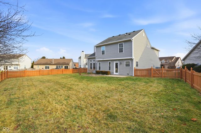 6385 Hillview Circle, Fishers, IN 46038