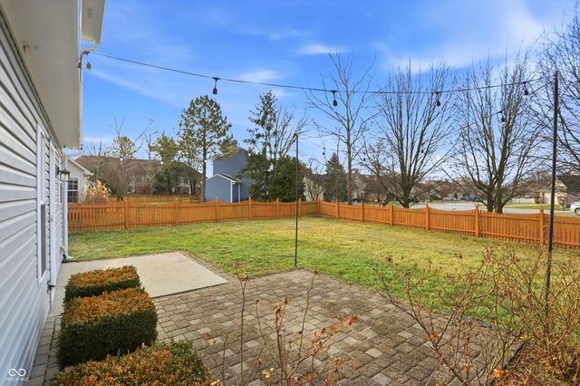 6385 Hillview Circle, Fishers, IN 46038