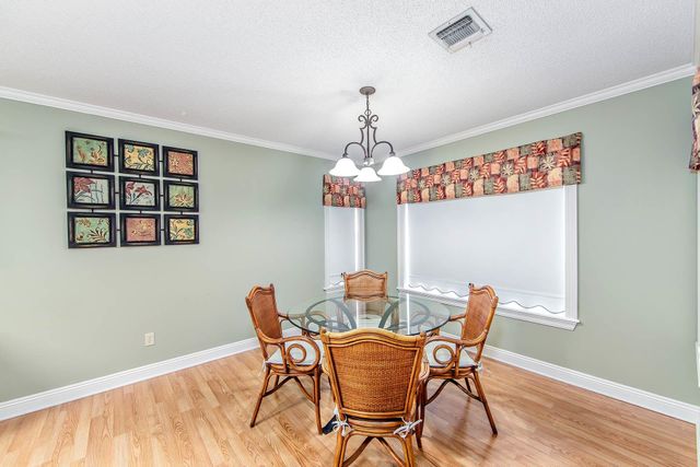 301 Hawthorne Dr, Houma, LA 70360