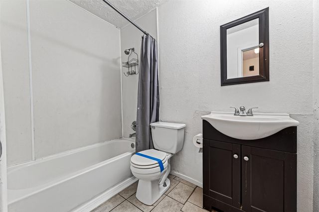 4632 Greenwood Drive, Rosenberg, TX 77471
