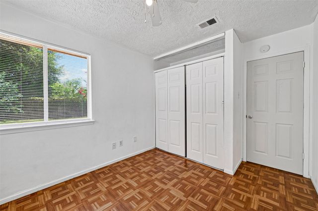 4632 Greenwood Drive, Rosenberg, TX 77471
