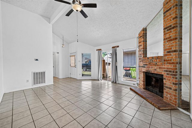 4632 Greenwood Drive, Rosenberg, TX 77471