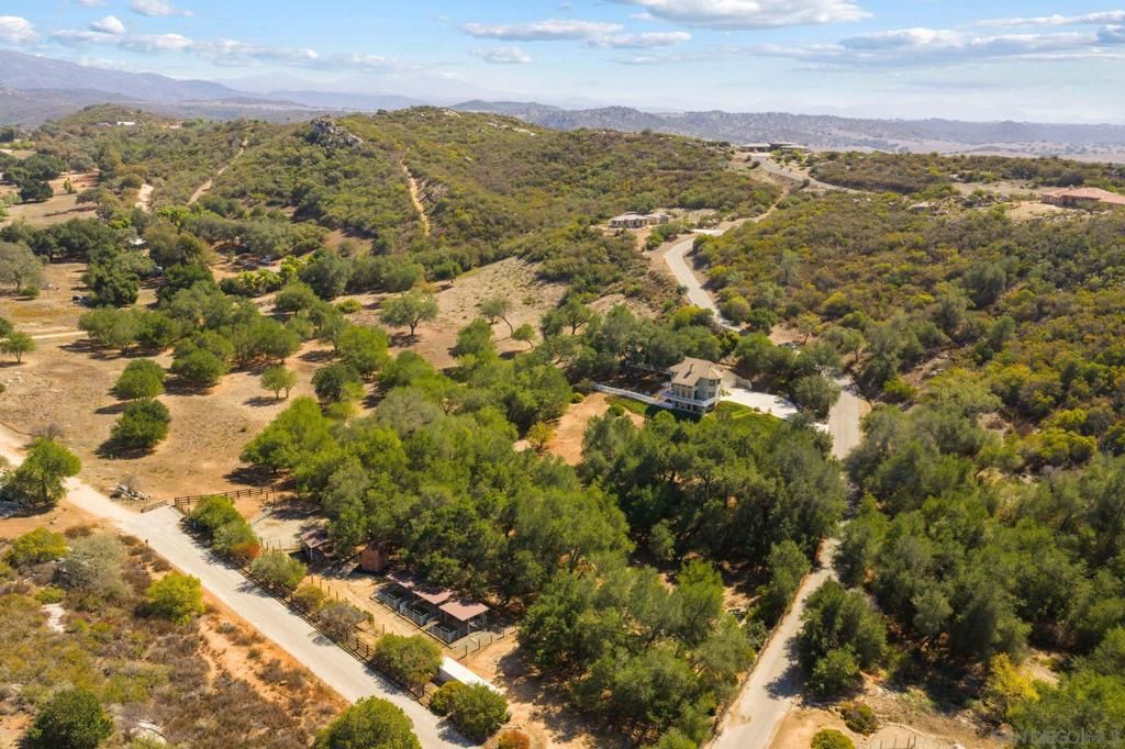 26285 Calle De Encinas, Valley Center, CA 92082 — exterior
