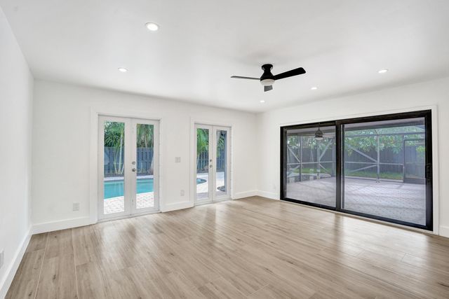 1250 SW 4TH Street, Boca Raton, FL 33486