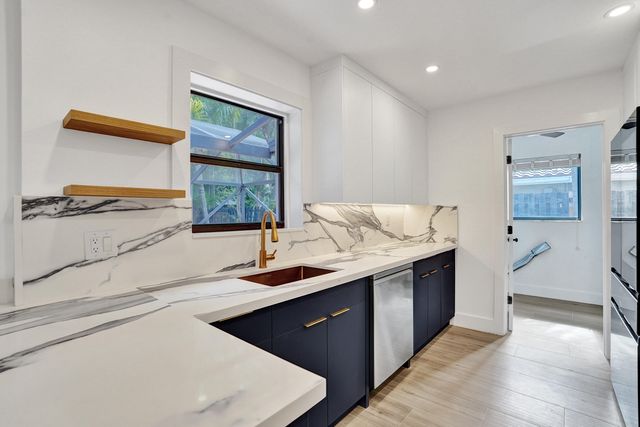 1250 SW 4TH Street, Boca Raton, FL 33486