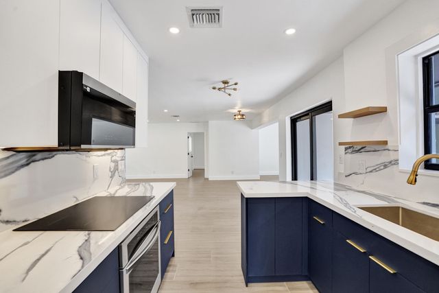 1250 SW 4TH Street, Boca Raton, FL 33486