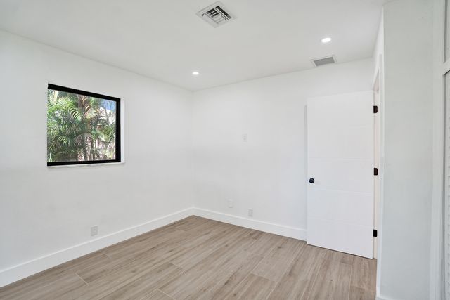 1250 SW 4TH Street, Boca Raton, FL 33486