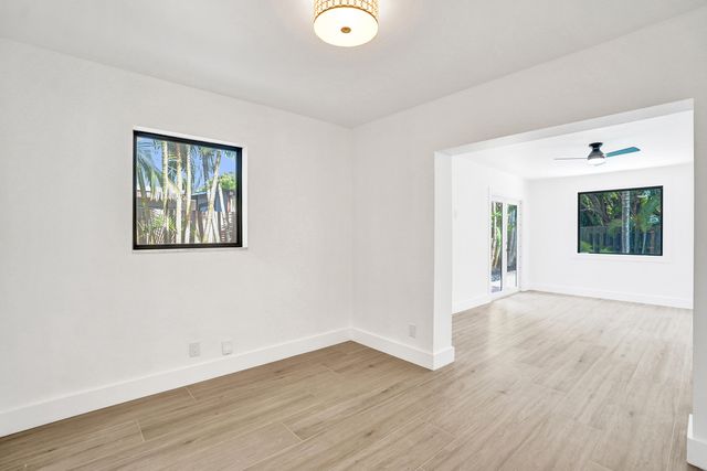 1250 SW 4TH Street, Boca Raton, FL 33486