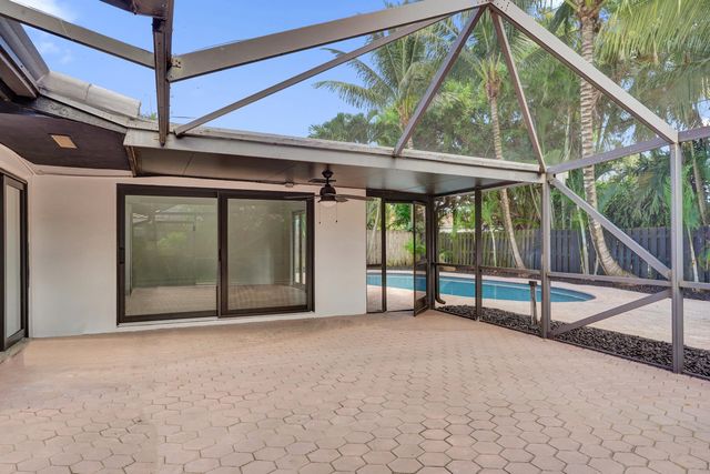 1250 SW 4TH Street, Boca Raton, FL 33486