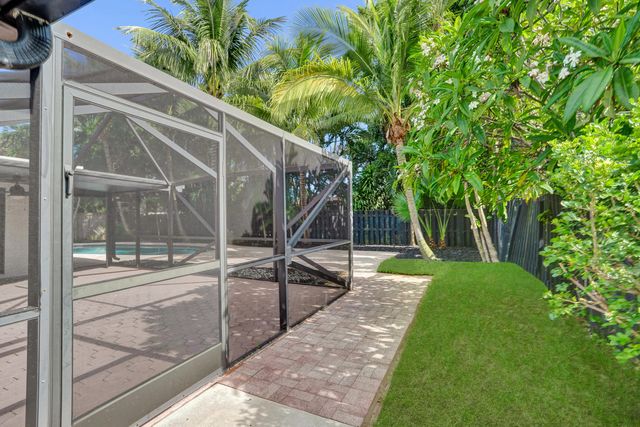 1250 SW 4TH Street, Boca Raton, FL 33486