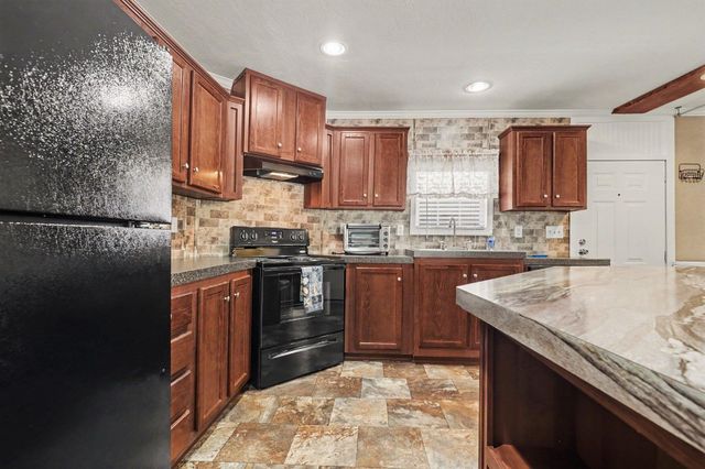 530 Key Largo Ave., Murrells Inlet, SC 29576