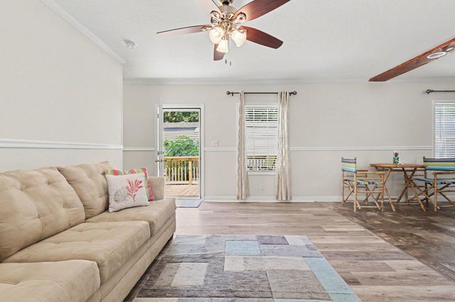 530 Key Largo Ave., Murrells Inlet, SC 29576