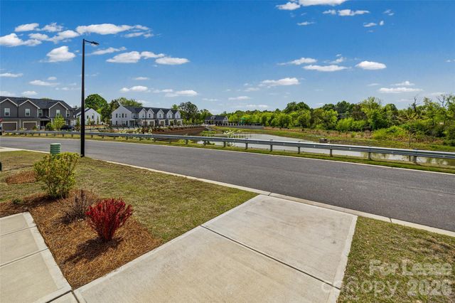 16212 Leading Street, Charlotte, NC 28273