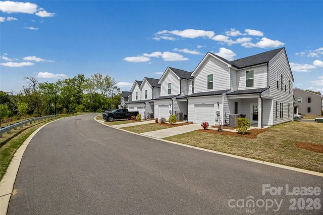 16212 Leading Street, Charlotte, NC 28273