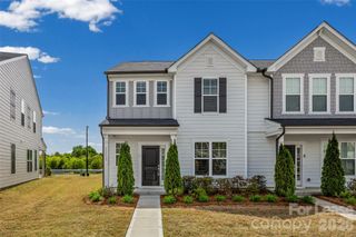 16212 Leading Street, Charlotte, NC 28273