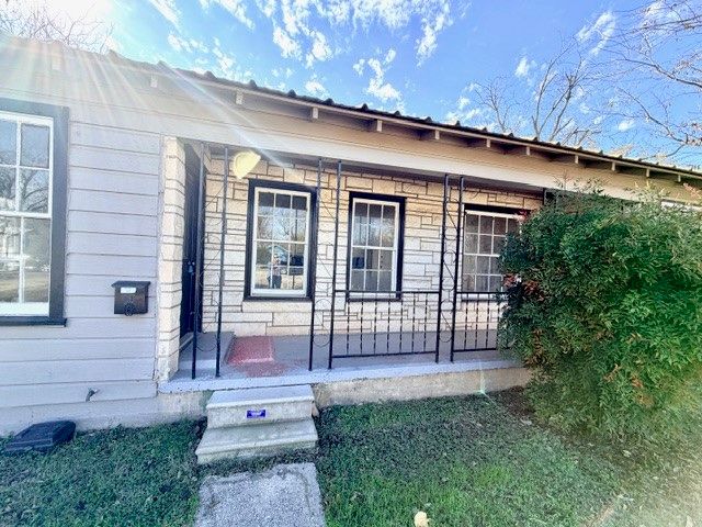 2503 Belmeade Street, Brownwood, TX 76801