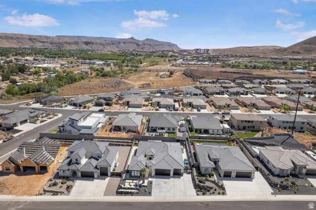 1861 W 300 N, Hurricane, UT 84737