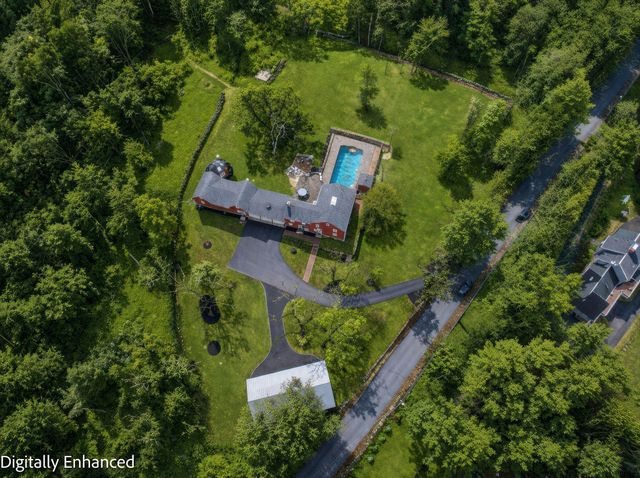 23 Old Manchester Road, Amherst, NH 03031