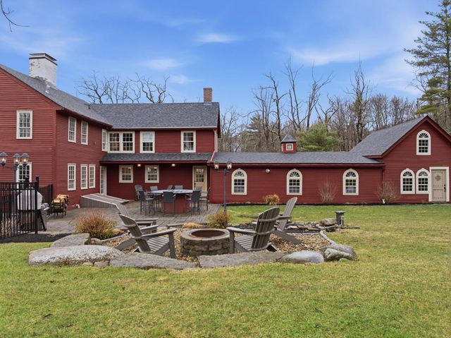 23 Old Manchester Road, Amherst, NH 03031
