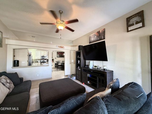 3856 Loma Cortez Drive, El Paso, TX 79938