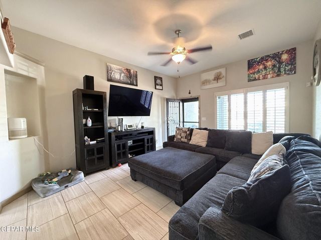 3856 Loma Cortez Drive, El Paso, TX 79938