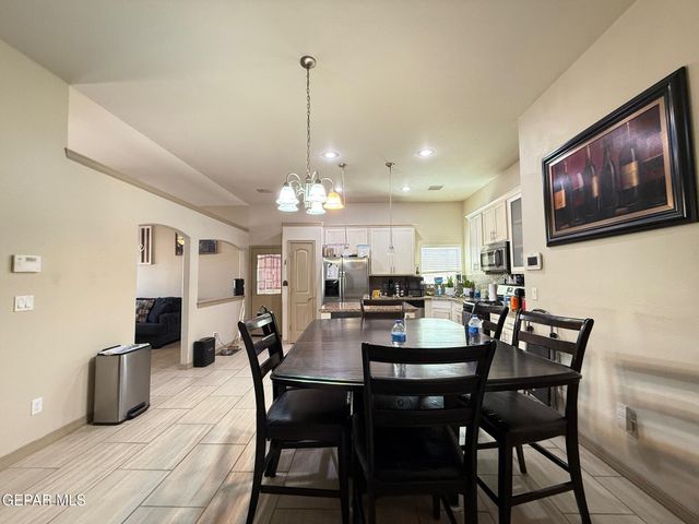 3856 Loma Cortez Drive, El Paso, TX 79938