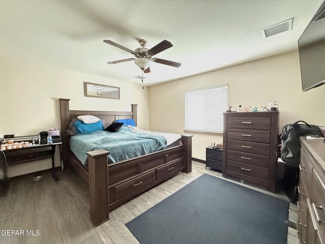 3856 Loma Cortez Drive, El Paso, TX 79938