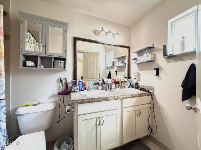3856 Loma Cortez Drive, El Paso, TX 79938