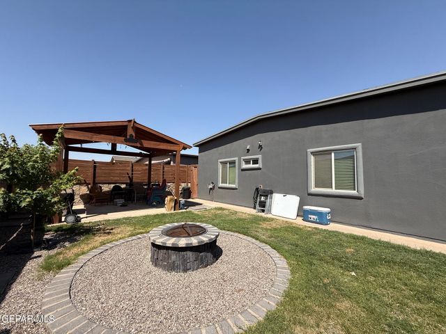 3856 Loma Cortez Drive, El Paso, TX 79938