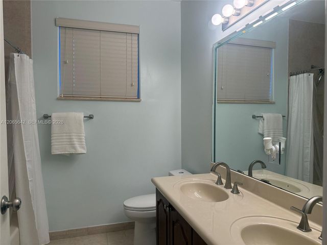 2823 Poinciana Circle, Cooper City, FL 33026