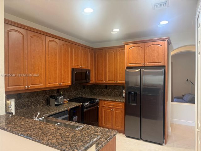2823 Poinciana Circle, Cooper City, FL 33026