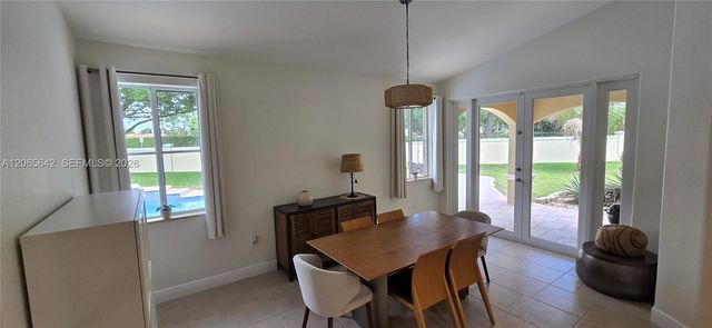 2823 Poinciana Circle, Cooper City, FL 33026