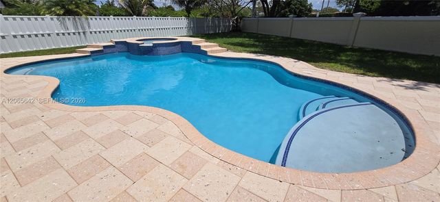 2823 Poinciana Circle, Cooper City, FL 33026