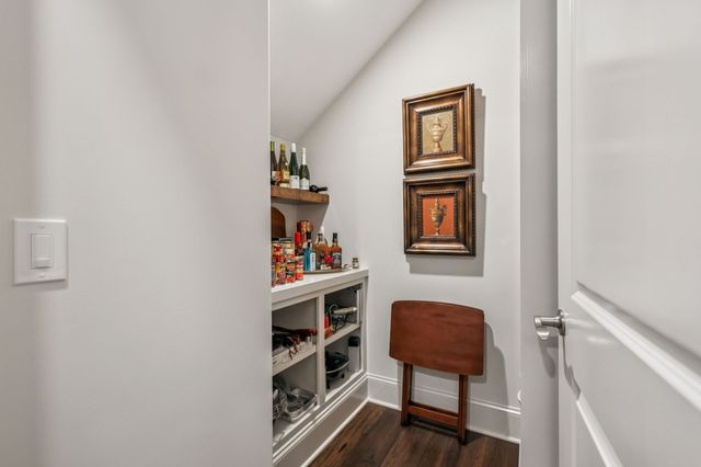 2164 White Poplar Ct, Murfreesboro, TN 37130