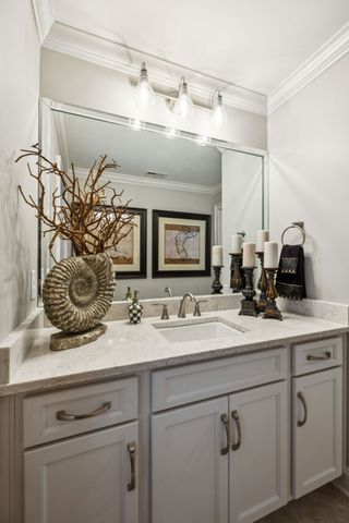 2164 White Poplar Ct, Murfreesboro, TN 37130