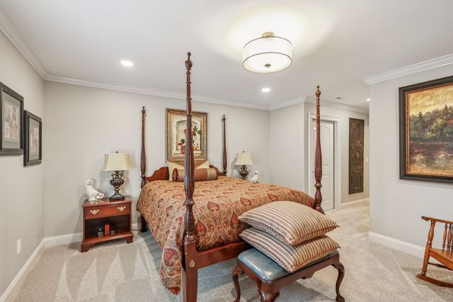 2164 White Poplar Ct, Murfreesboro, TN 37130