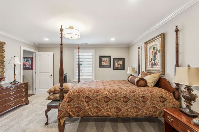 2164 White Poplar Ct, Murfreesboro, TN 37130