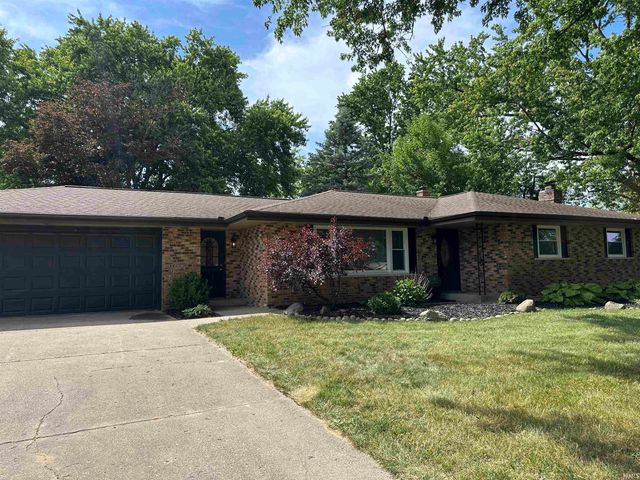 59843 Kay Boulevard, Elkhart, IN 46517