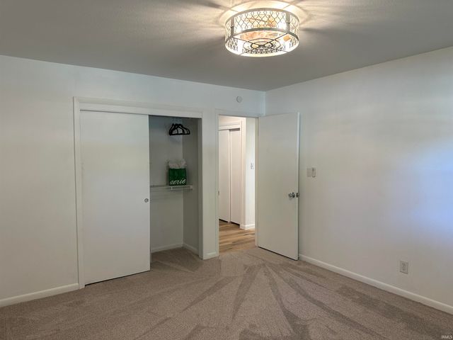 59843 Kay Boulevard, Elkhart, IN 46517